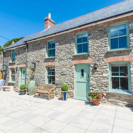 Min Y Don, Stone Cottage By The Edge Of The Sea, Llangrannog Esterno foto