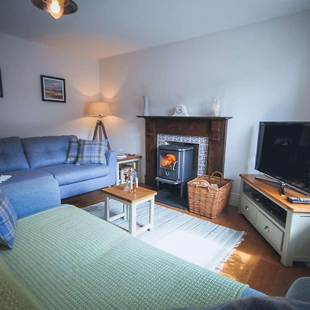 Min Y Don, Stone Cottage By The Edge Of The Sea, Llangrannog Esterno foto